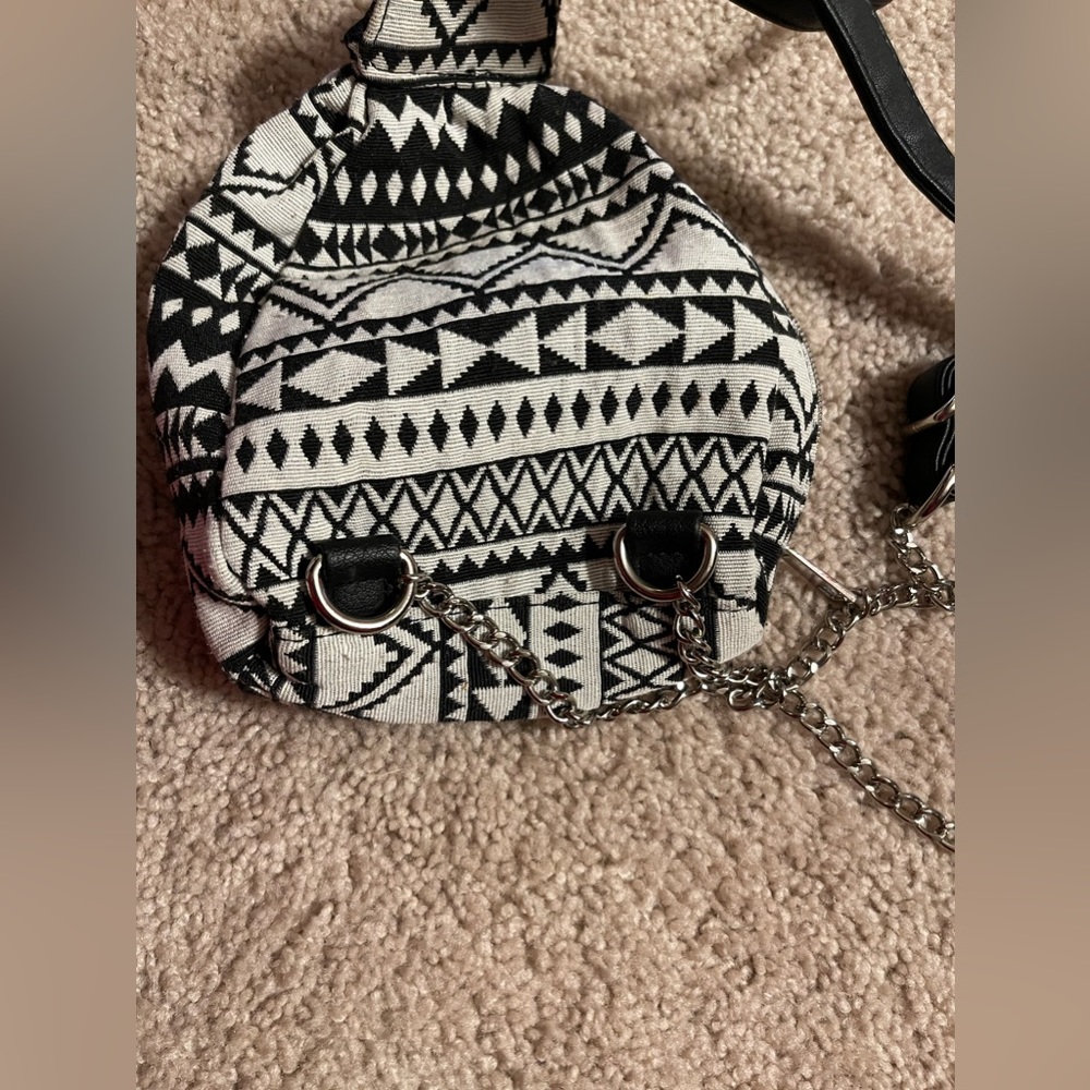 Aztec Mini Backpack - Picture 4 of 12